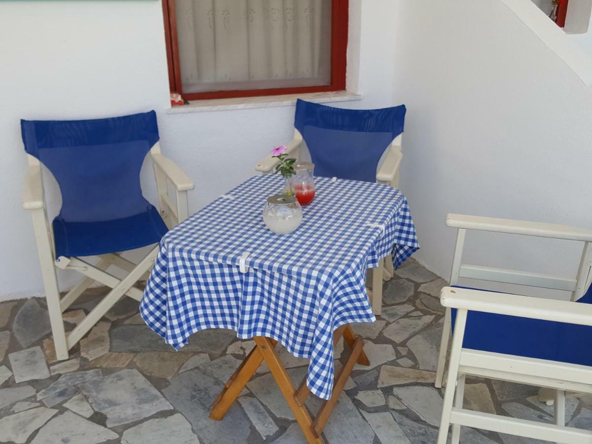 Ostria Beach Studios Perísza Kültér fotó